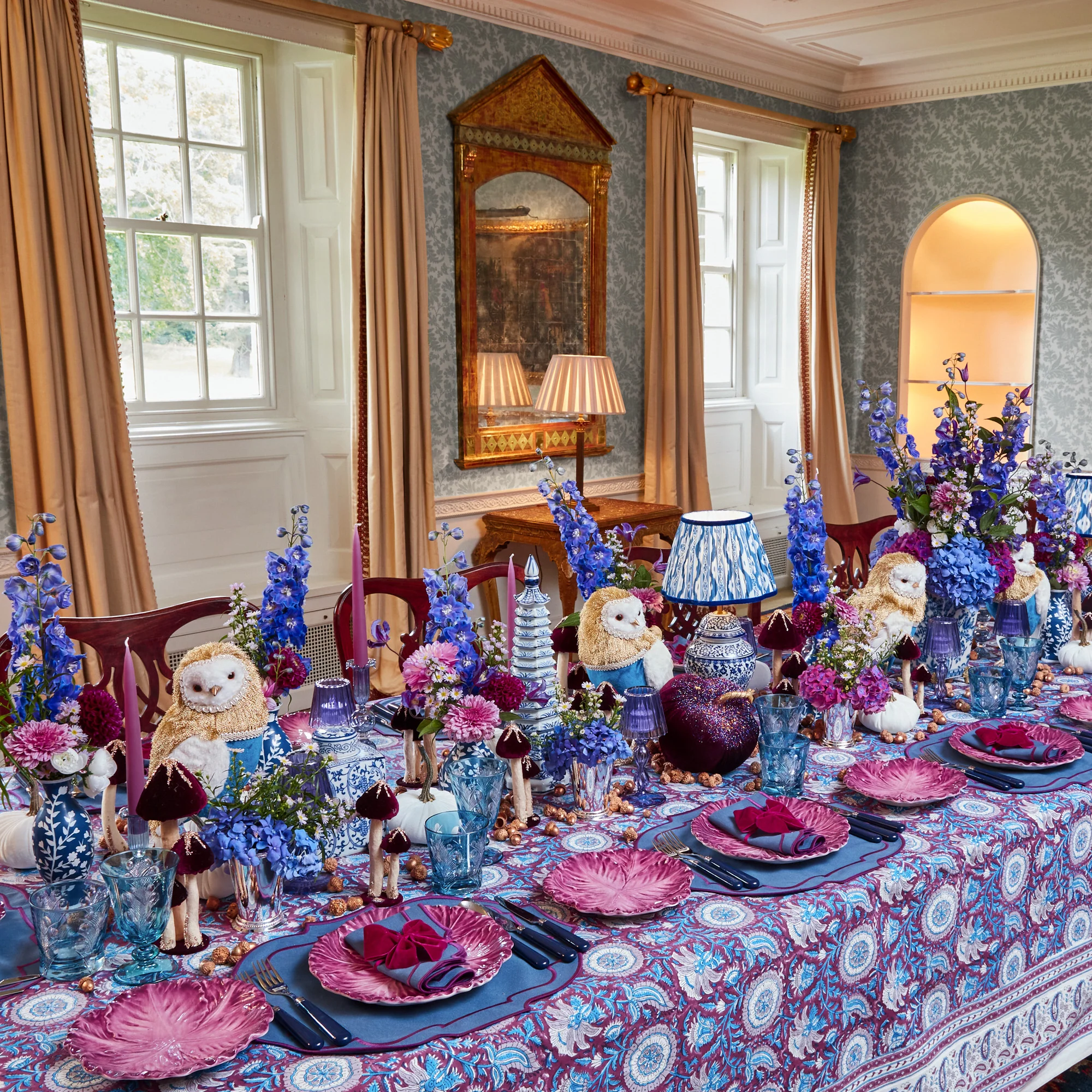 Chinoiserie Rechargeable Lamp & Cobalt Ikat Shade (22cm) - Image 9