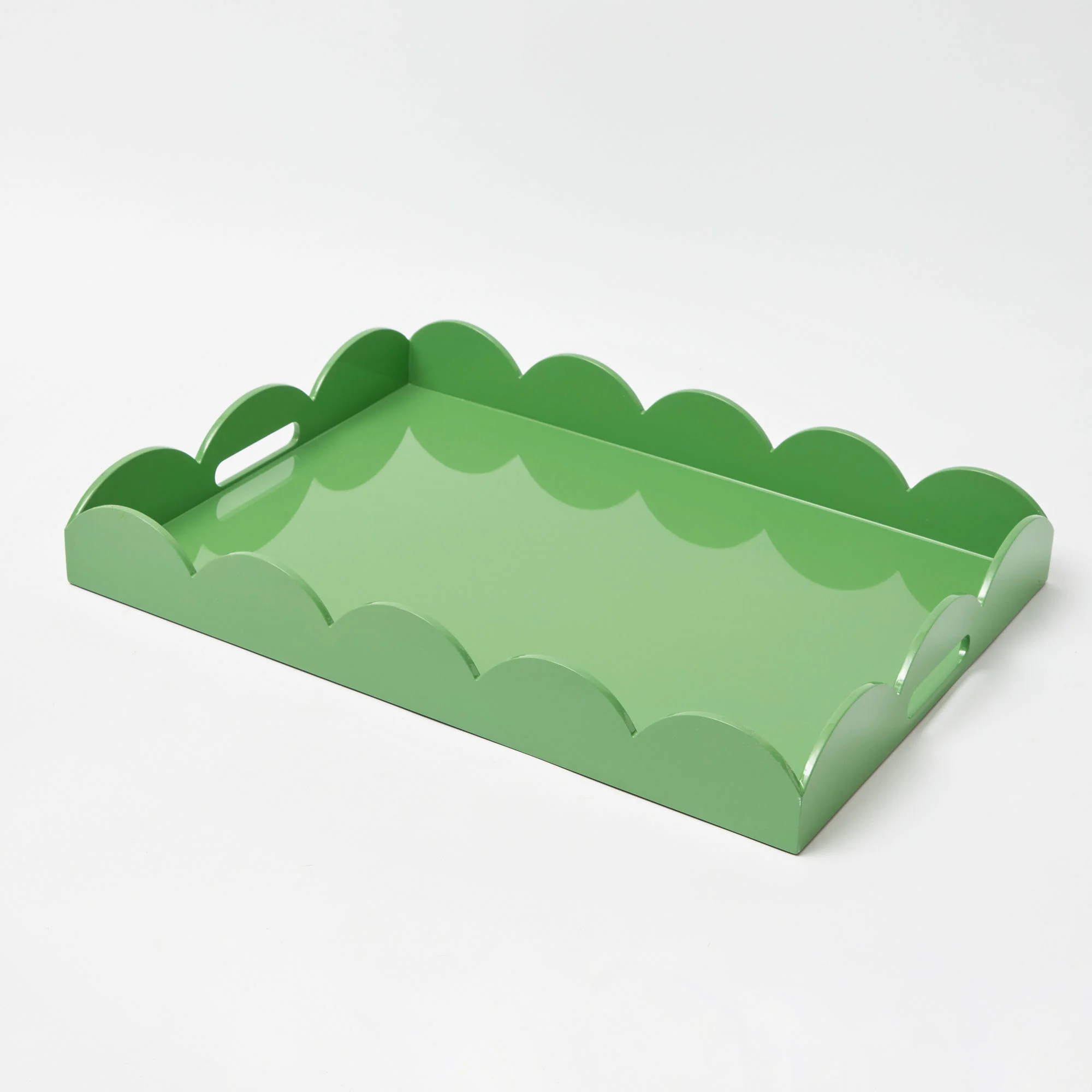 Green Lacquer Scalloped Tray - Image 4