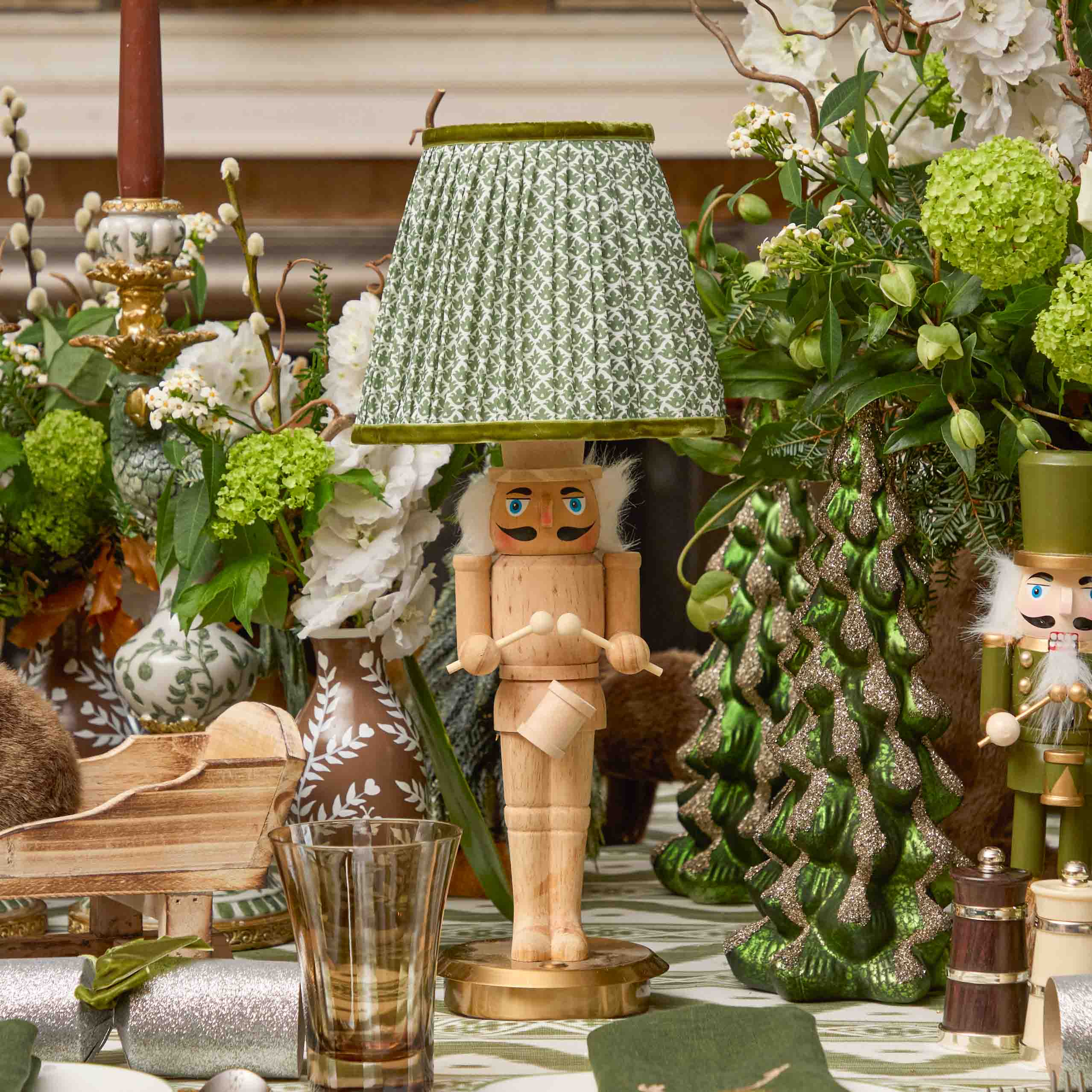 Olive Green Lotus Lampshade (18cm) - Image 9