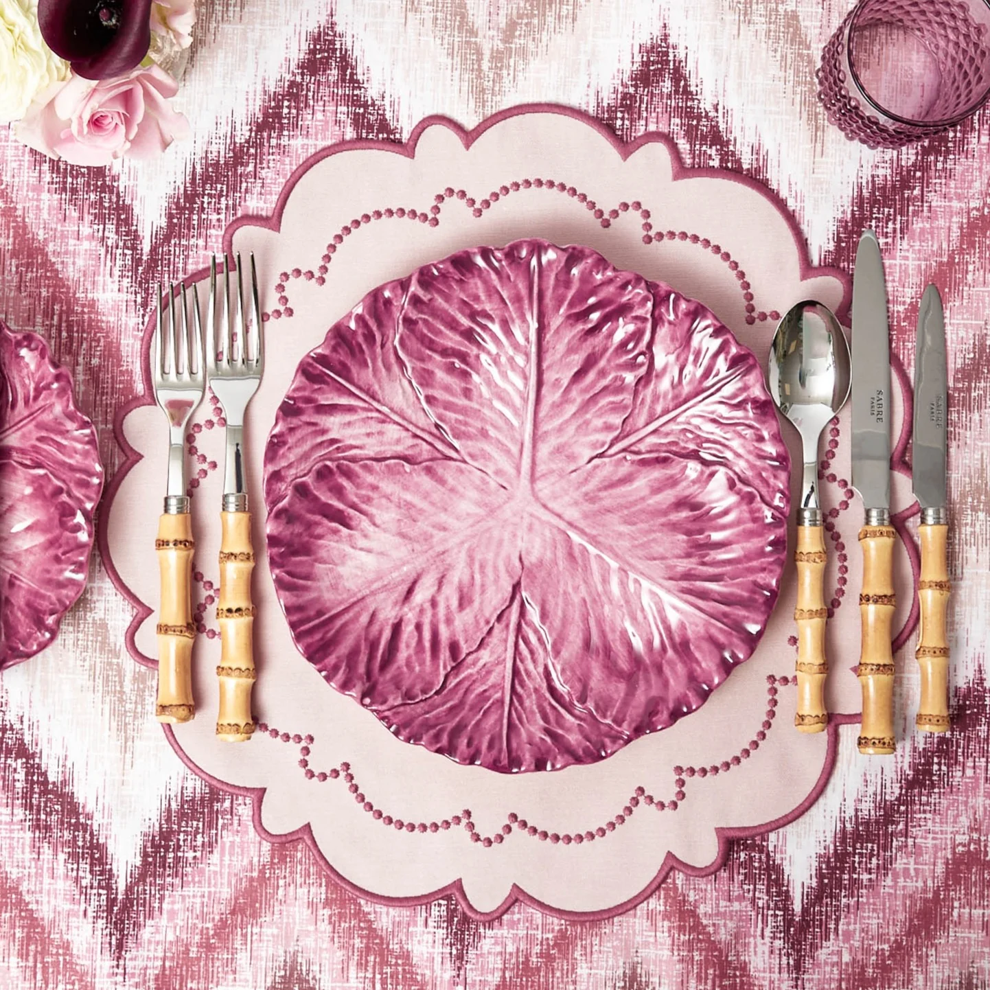 Serena Aubergine Cabbage Dinner Plate - Image 17